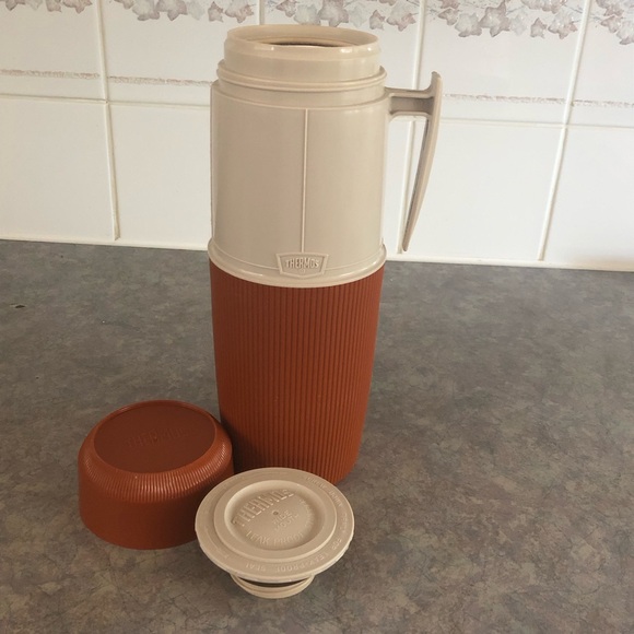 70's Large Thermos - Hot/Cold Liquid - Travel Thermos - Camping - RV - Food - Picture 2 of 12